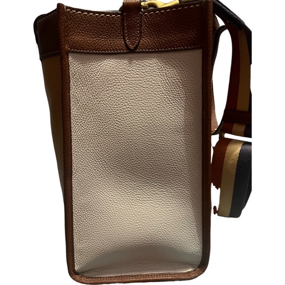 Coach Walt Disney World Field Tote - Picture 4 of 6